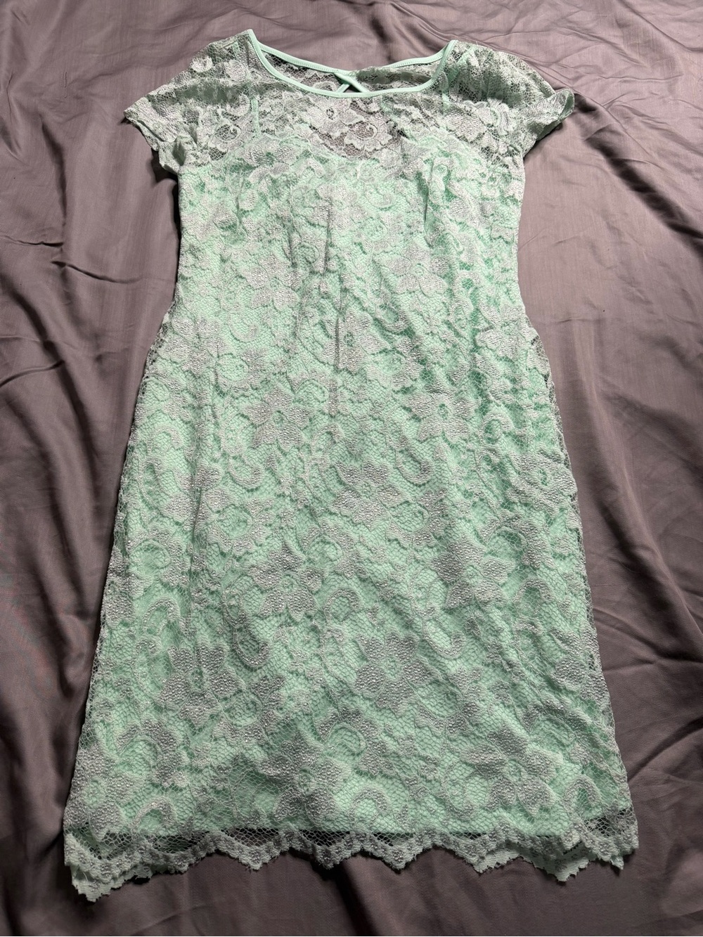 Almost Famous Mint Lace Cap-Sleeve Shift Dress